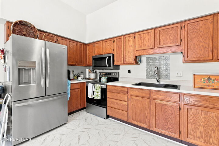 Property Photo: 6504 Hickory Valley Way 3 TN 37918