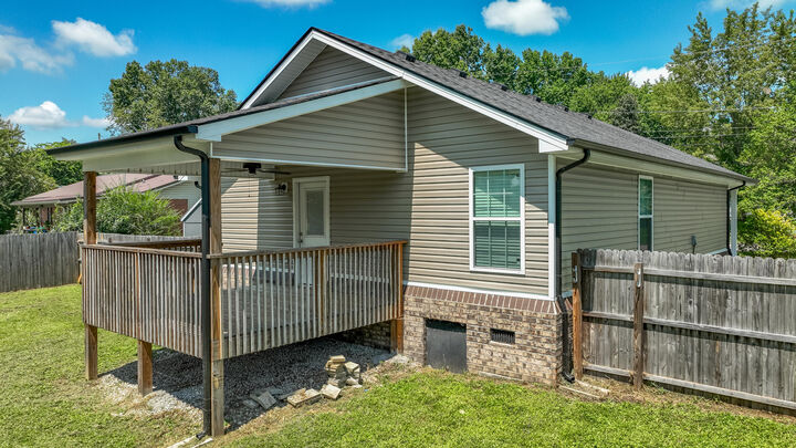 Property Photo:  103 Davis Street  KY 40403 