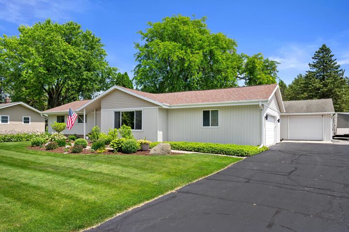 Property Photo: 1420 Mount Ln WI 53033