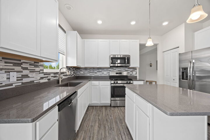 Property Photo: 807 High Grove Drive IL 60447