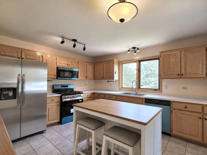 Property Photo:  7700 Northfield Lane  IL 60487 