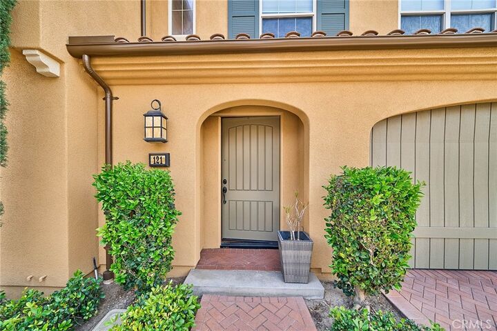 Property Photo: 121 Baritone CA 92620