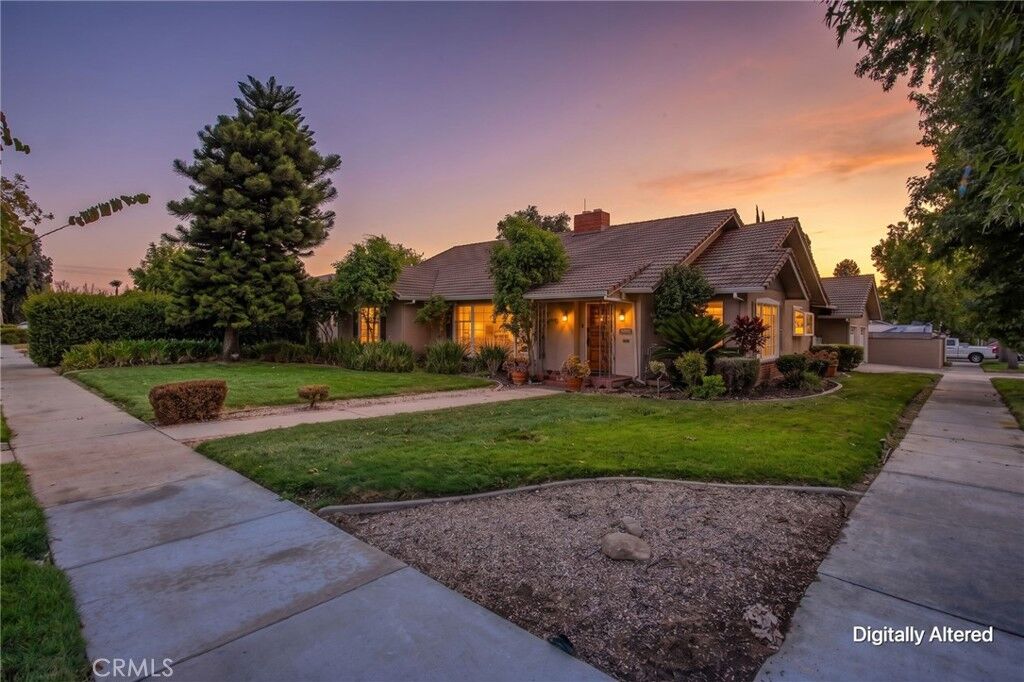 Property Photo:  306 E 5th  CA 91764 