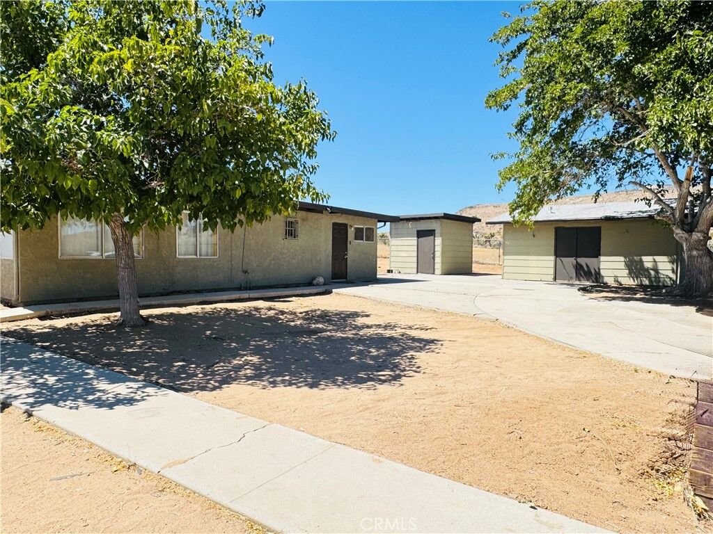 Property Photo: 56677 Sunset Drive CA 92284
