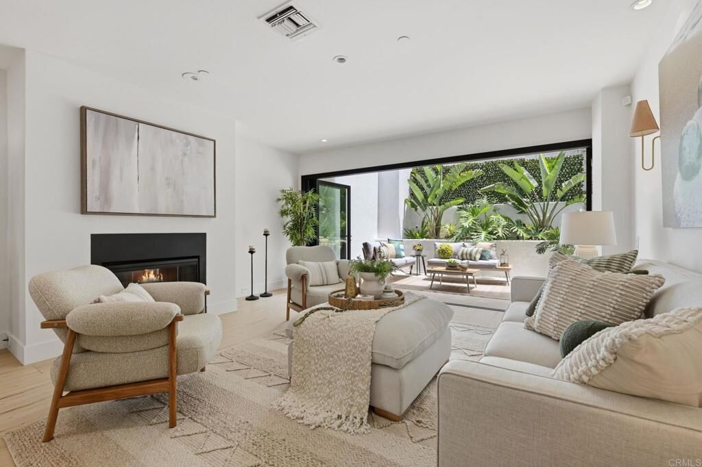 Property Photo:  101 Coast Boulevard 1H  CA 92037 