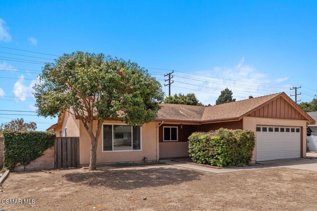 Property Photo:  5600 Hunter Street  CA 93003 