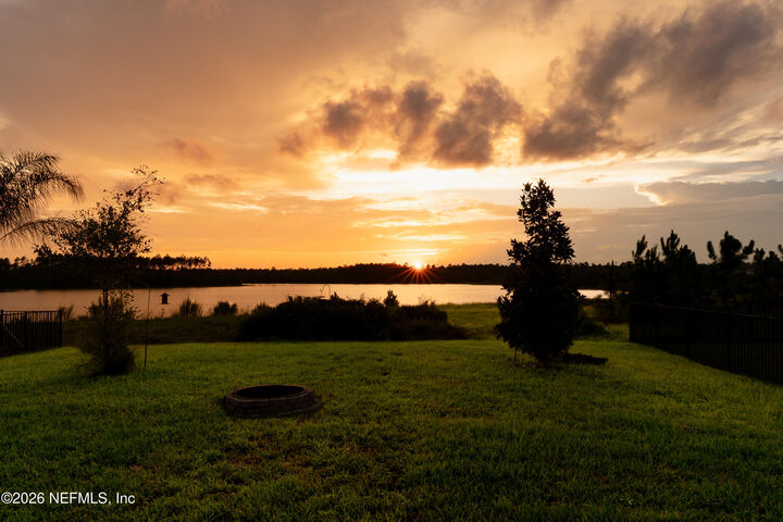 Property Photo:  242 Stargaze Lane  FL 32095 