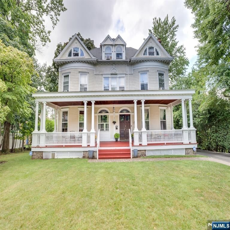 Property Photo:  413 Centre Street  NJ 07079 