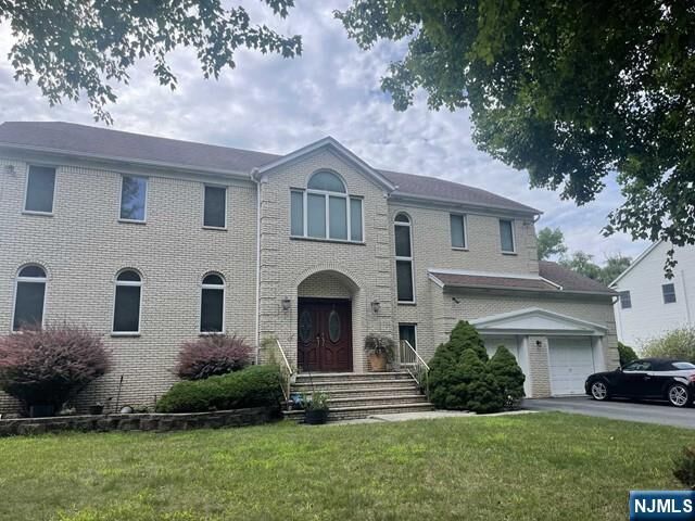 Property Photo: 305 Cardinal Place NJ 07652
