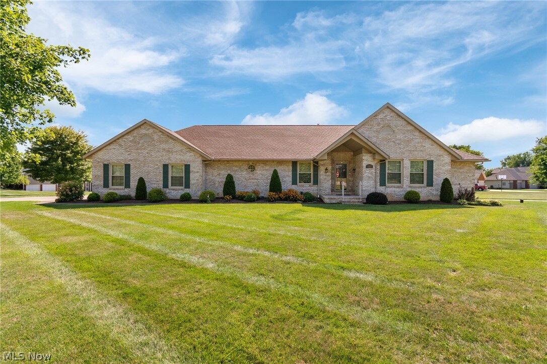 Property Photo:  2644 Canaan Drive  OH 44685 