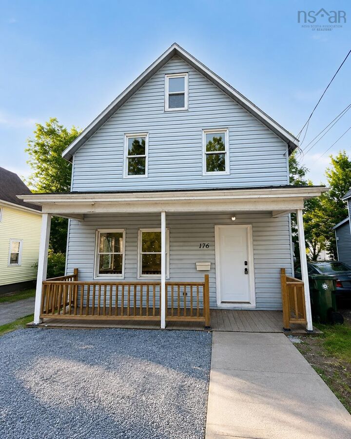 176 Argyle Street — photo 1