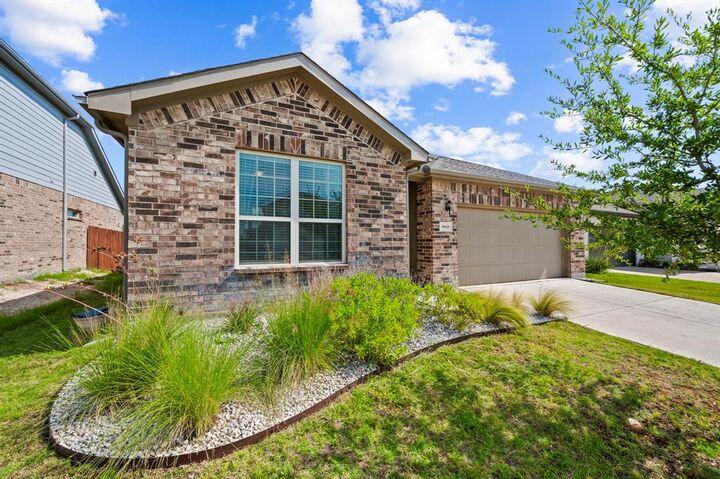 Property Photo:  10628 High Ridge Lane  TX 76108 
