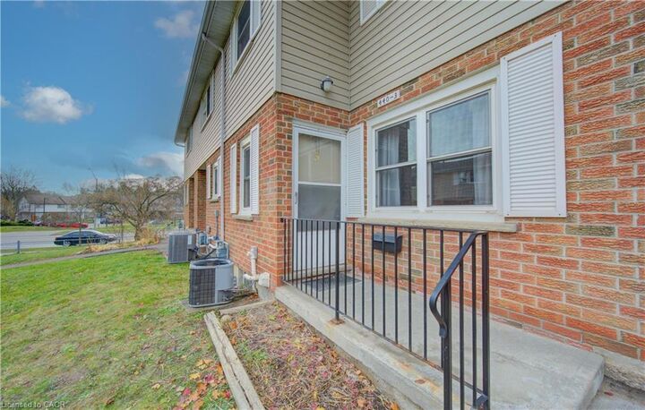 Property Photo:  440 Pioneer Drive 3  ON N2P 1H6 