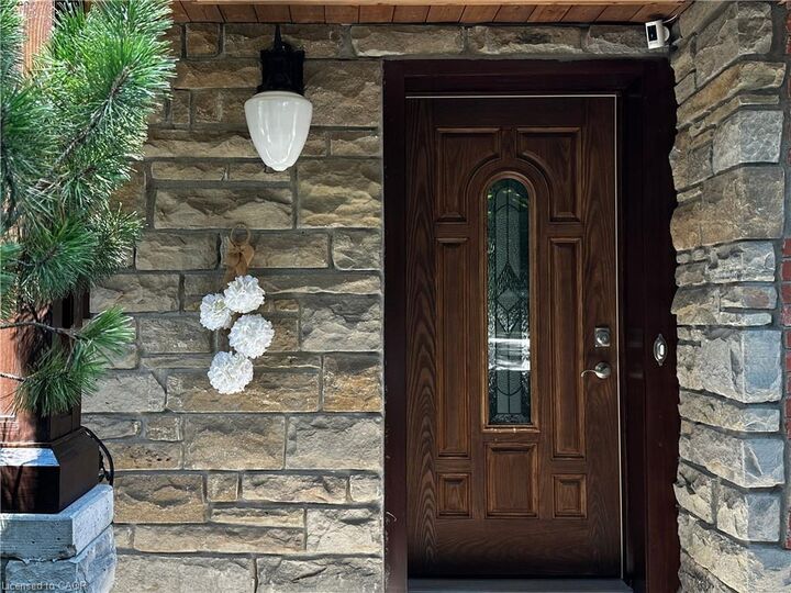 74 Mitchell Street — photo 1