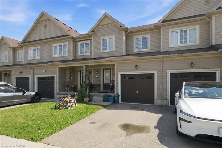 Property Photo:  32 Cole Crescent  ON N3T 0P4 