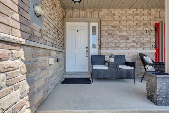 Property Photo: 49 Banks Street ON N3T 0H6