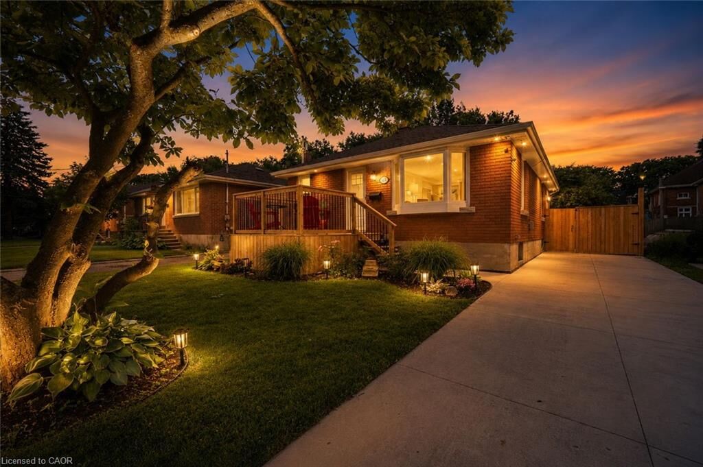 Property Photo: 115 Sheridan Street ON N3S 4P5