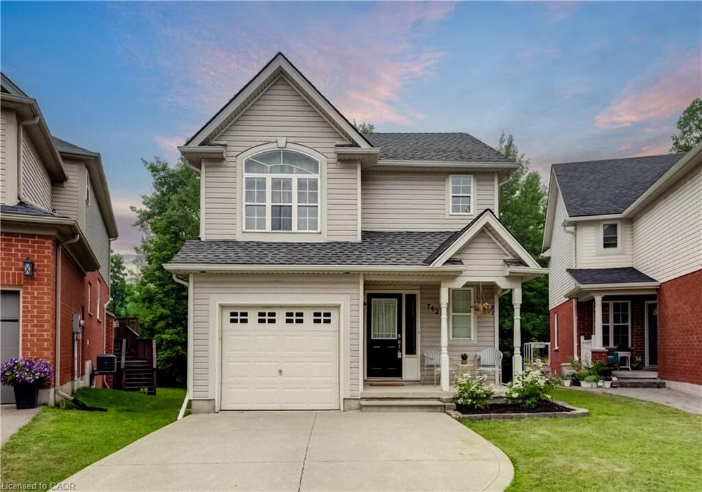 Property Photo: 742 Brookmill Place ON N2V 2P1