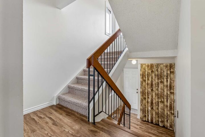 Property Photo:  1491 Berkley Drive NW  AB T3K 1T7 