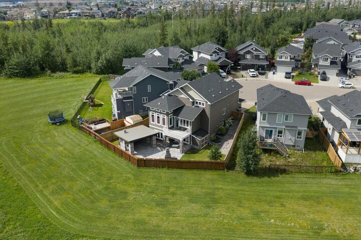 Property Photo: 420 Dixon Road SE AB T9K 2Y6