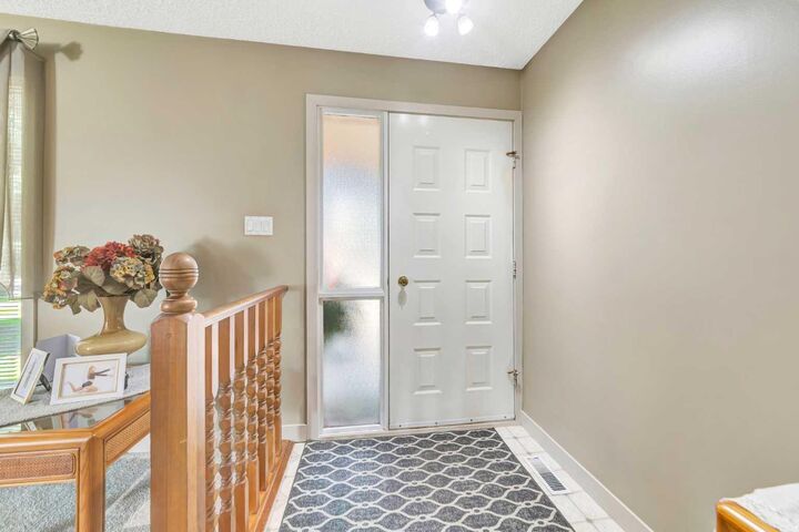 Property Photo:  5209 47 Street  AB T9V 0G3 
