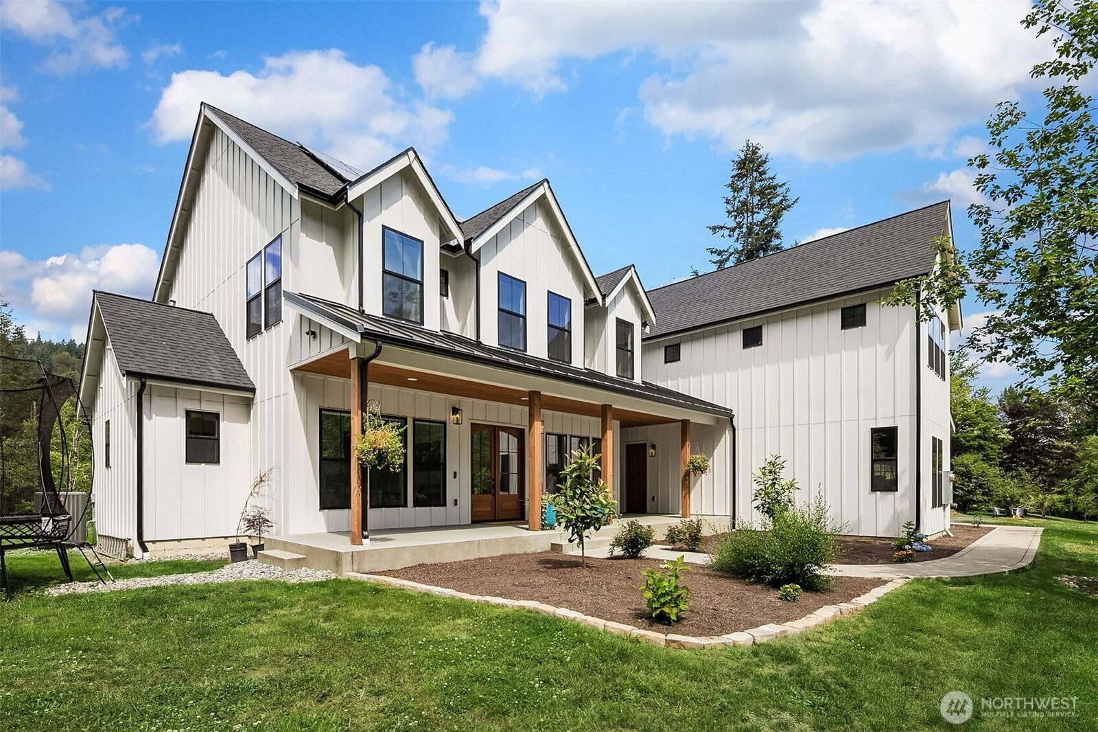 Property Photo: 24926 SE 162nd Street WA 98027