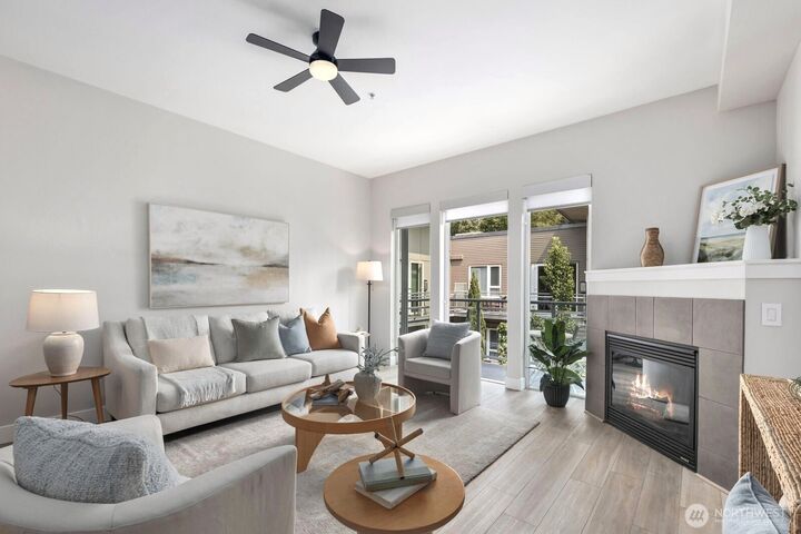 Property Photo:  375  Kirkland Avenue 329  WA 98033 