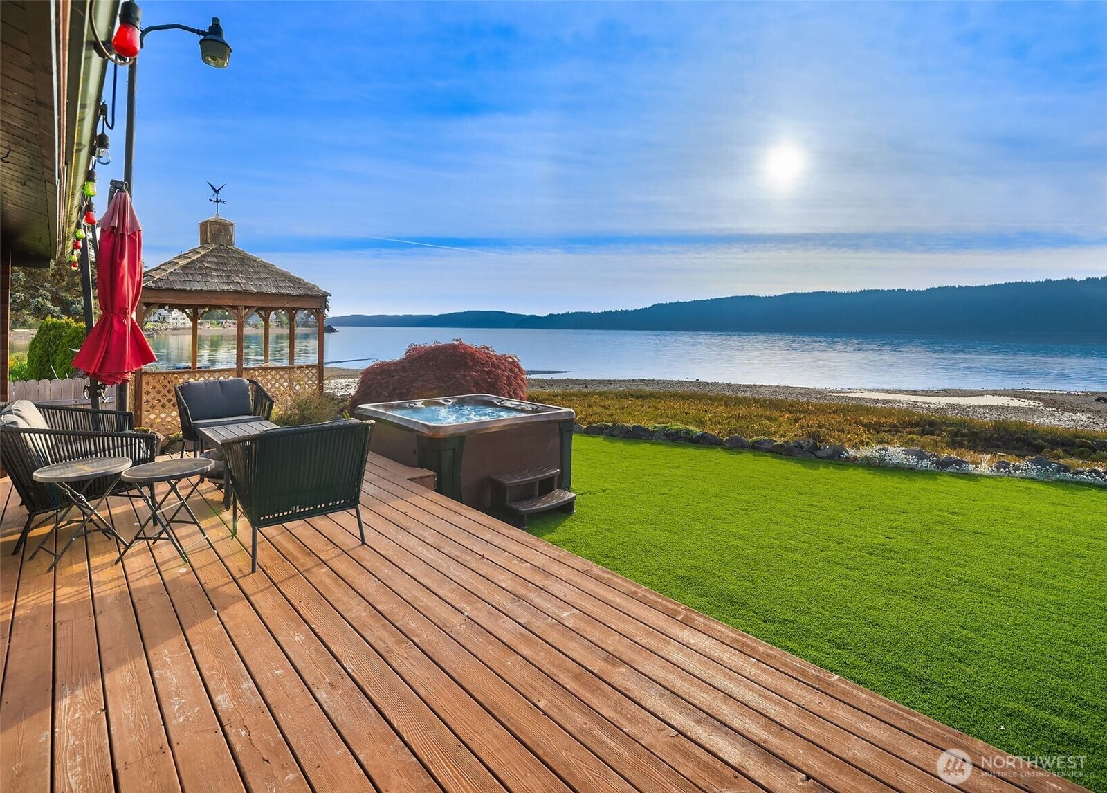 Property Photo:  26190 N Highway 101  WA 98548 