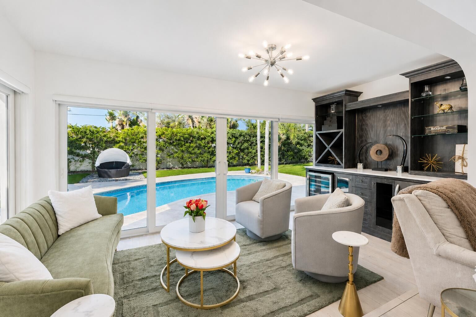 Property Photo: 2205 NE 30th Street FL 33064
