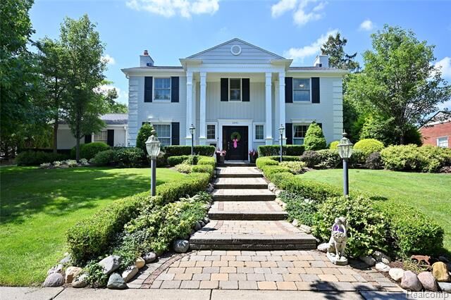Property Photo:  2691 Bradway Boulevard  MI 48301 