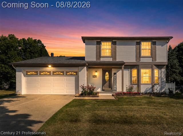 Property Photo:  808 Oak Ridge Court  MI 48116 
