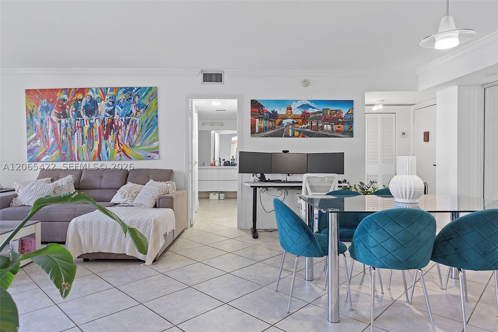 Property Photo:  2333 Brickell Ave 315  FL 33129 