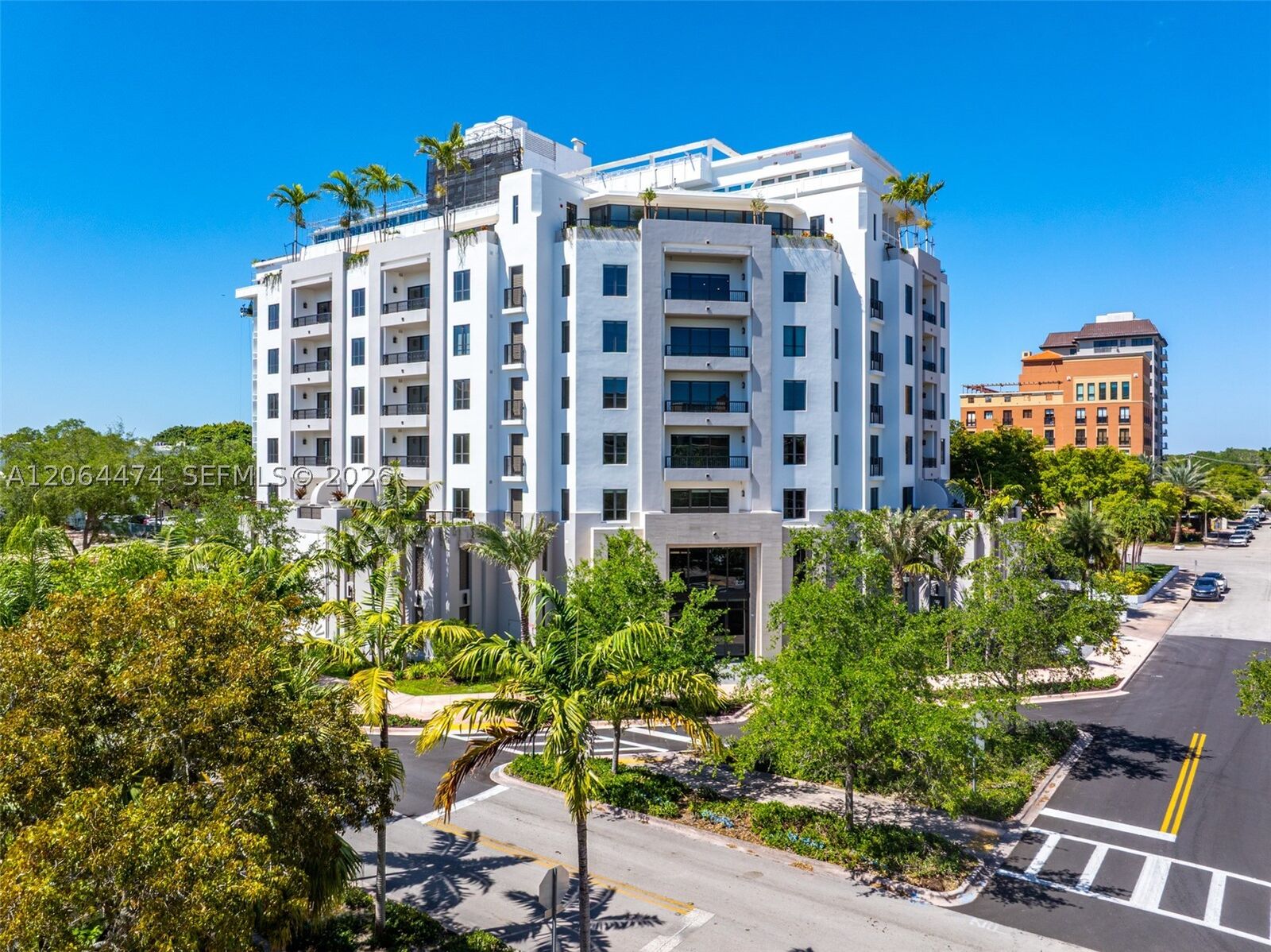 Property Photo:  701 Valencia Ave 401  FL 33134 