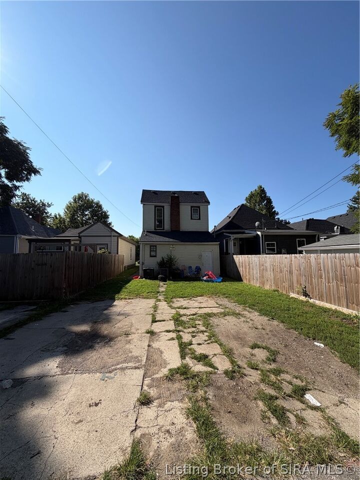 Property Photo:  1829 Culbertson Avenue  IN 47150 