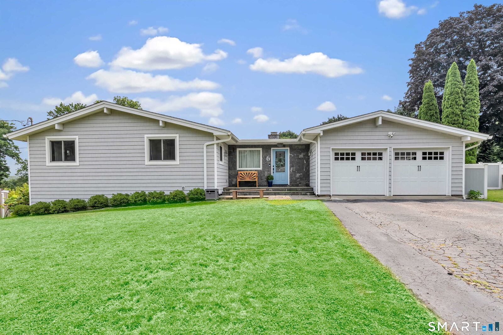 Property Photo:  6 Norwood Terrace  CT 06611 