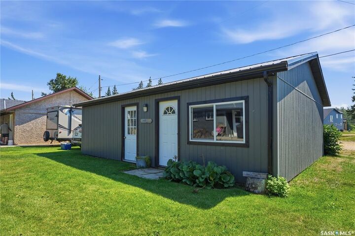 Photo de la propriété: 7 Mathews Crescent SK S0M 0Y0