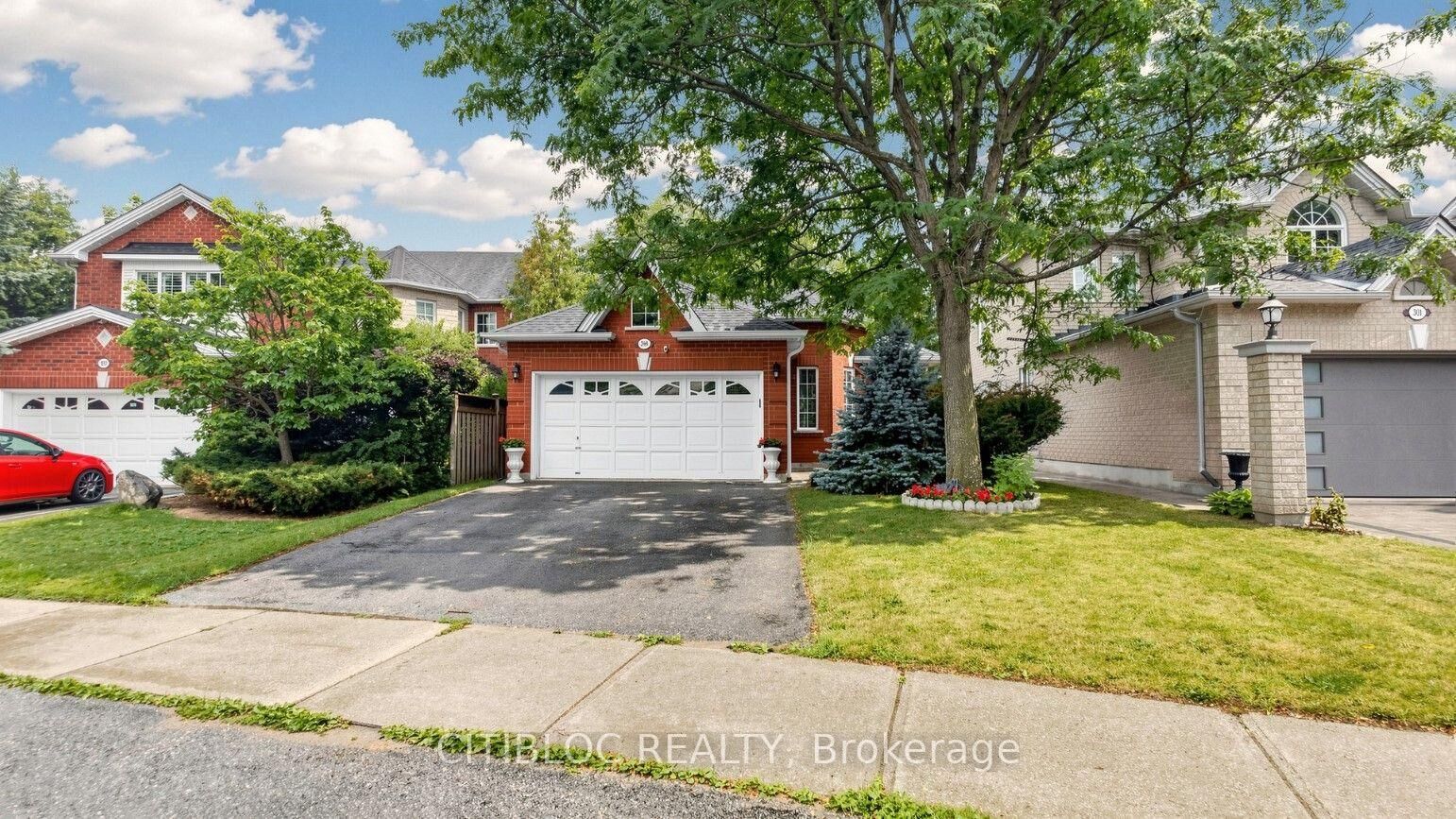 Property Photo:  299 Tupper Boulevard  ON L9R 1Z6 