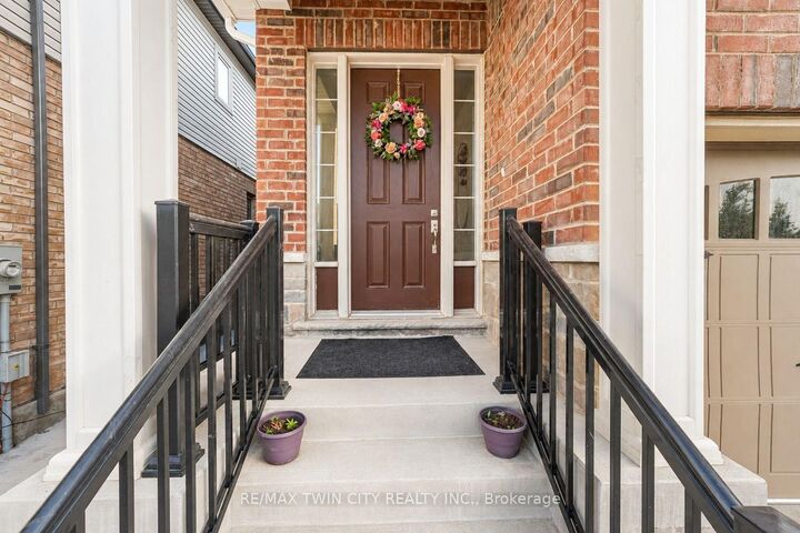 Property Photo:  106 Haldimand Street  ON N2R 0R2 