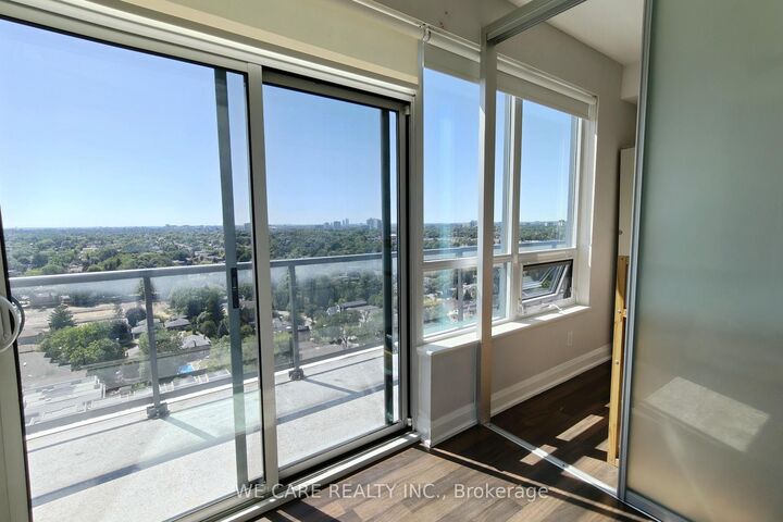 Property Photo:  68 Canterbury Place Ph05  ON M2N 0H8 
