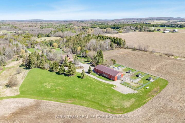 301 Concession 4 Road E — photo 1