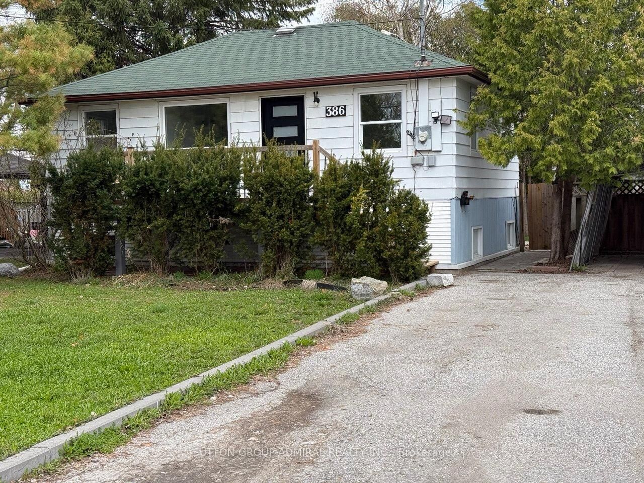 Property Photo:  386 Irene Drive  ON L4P 3B2 