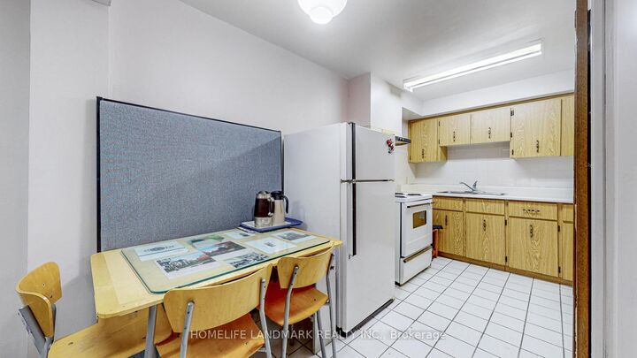 Property Photo: 58 Deerbrook Trail N Basement Room C ON M1W 1V4