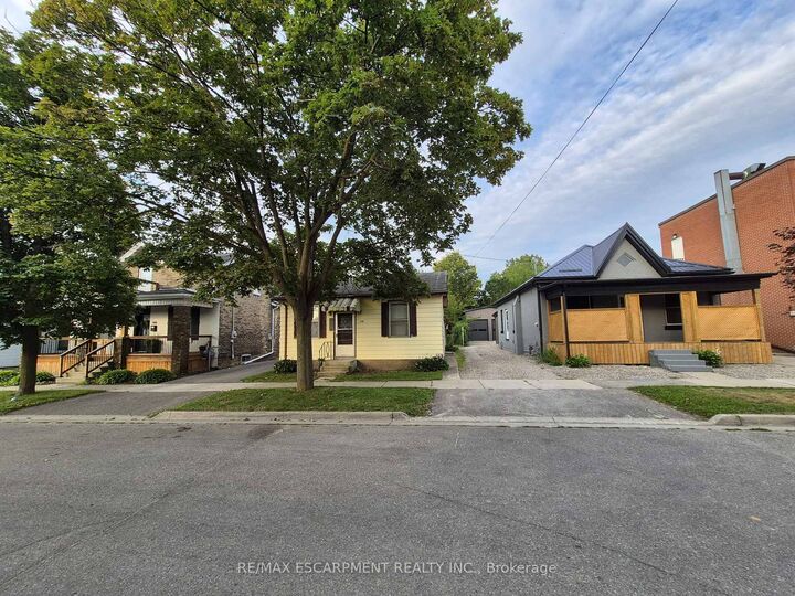 Photo de la propriété: 148 Pearl Street ON N3T 3P4