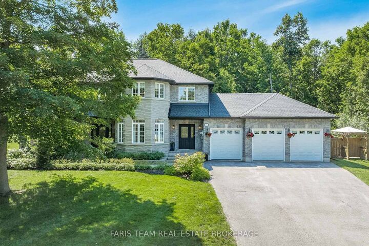 Property Photo: 2122 Fern Glen Court ON L3V 0E8