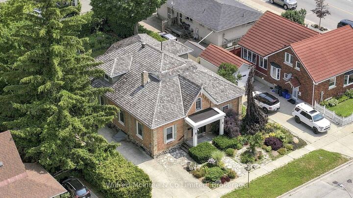 591 Elgin Street — photo 1