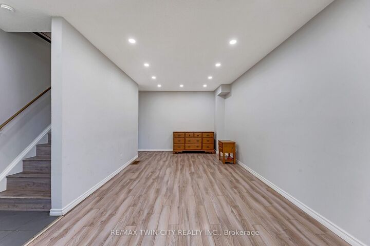 Property Photo:  513 Quiet Place 3  ON N2L 5L6 