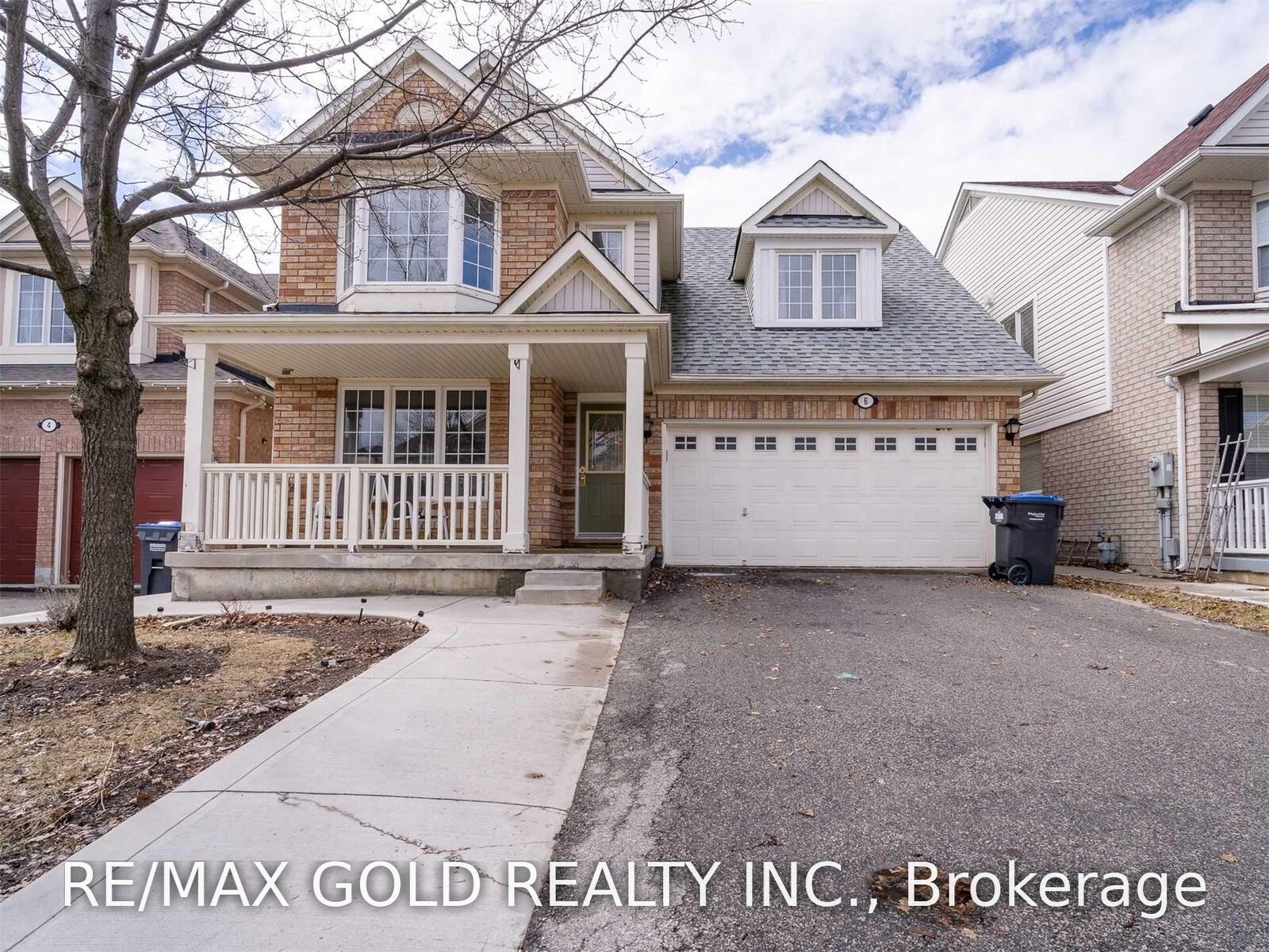 Property Photo: 6 Marshmarigold Road ON L7A 2S9