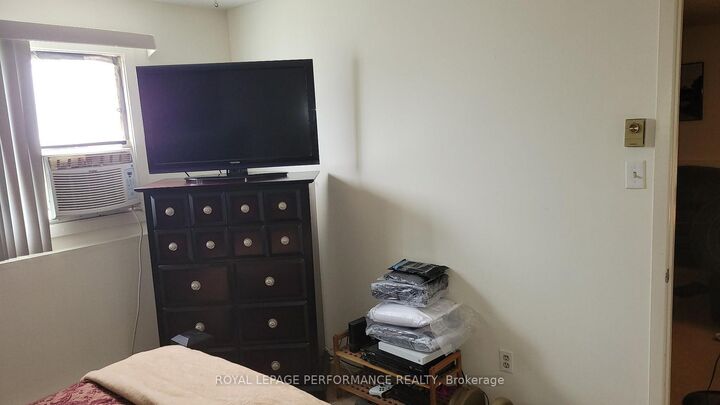 Property Photo: 212 Viewmount Drive 109 ON K2E 7X2