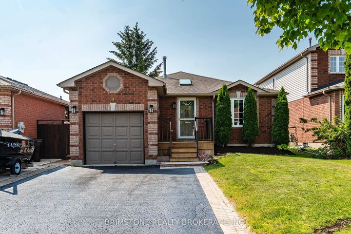 9 Holly Meadow Road — photo 1