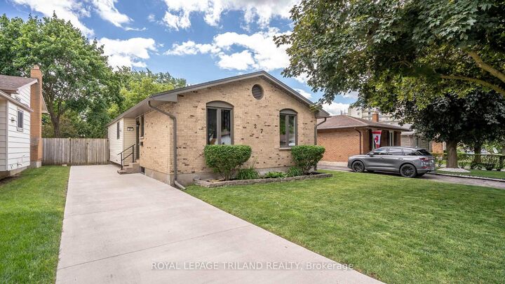 27 Patience Crescent — photo 1